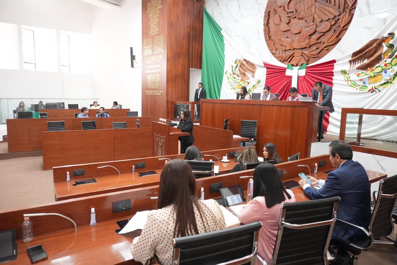 Presentan iniciativa para proteger el derecho de la lactancia materna